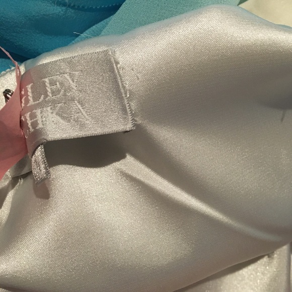 ‼️ ONE DAY SALE‼️ Badgley Mischka Ombré Dress - Picture 14 of 16